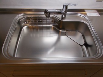 クリナップ　ステディアでお掃除ラクラクキッチンに